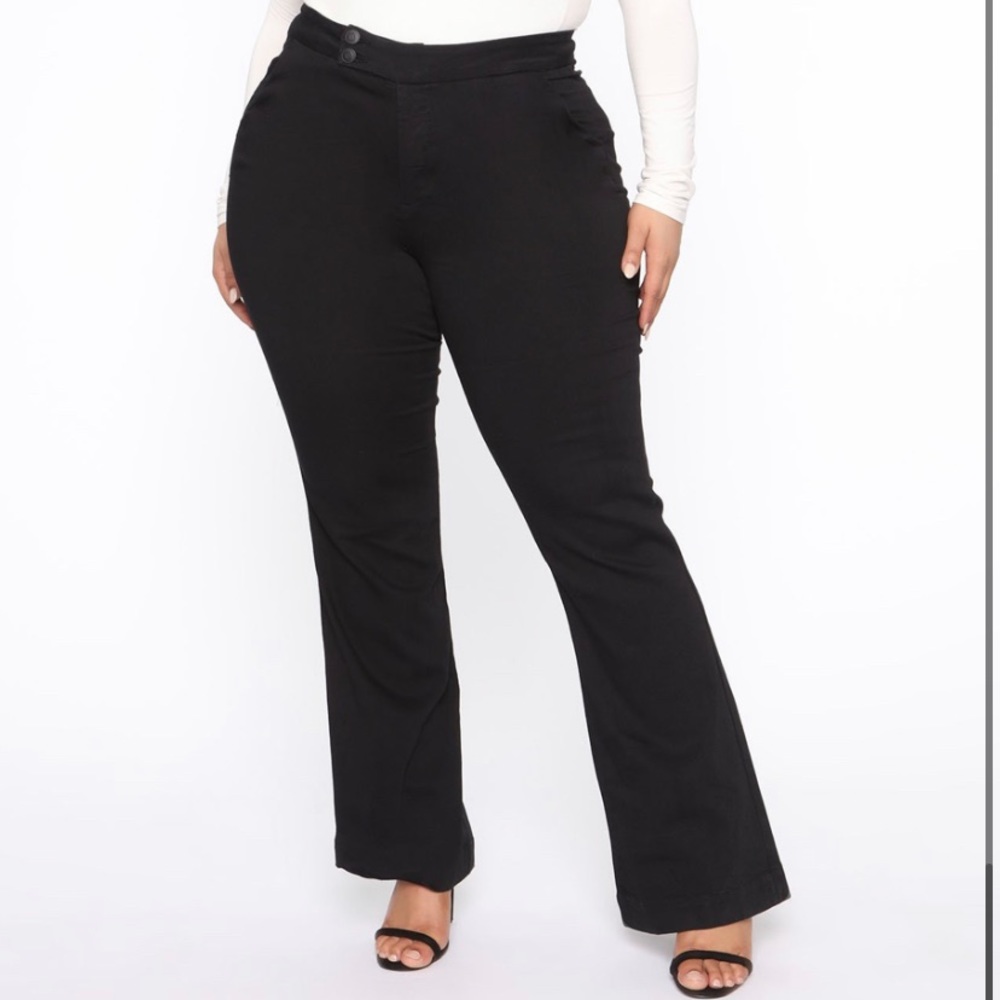 Fashion Nova Flare jeans